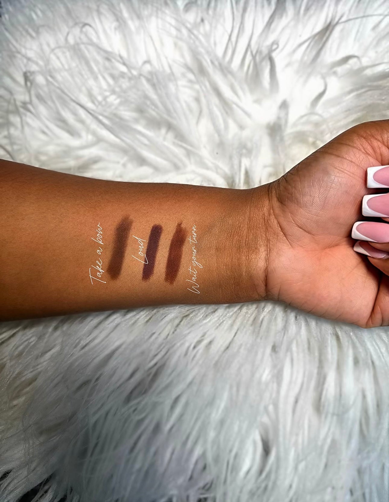 Zora Solé lip liner